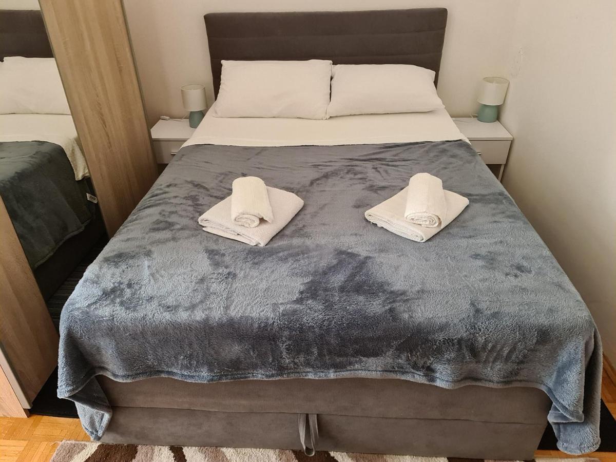 Apartman U Velikoj Gorici Zeljko Velika Gorica Buitenkant foto